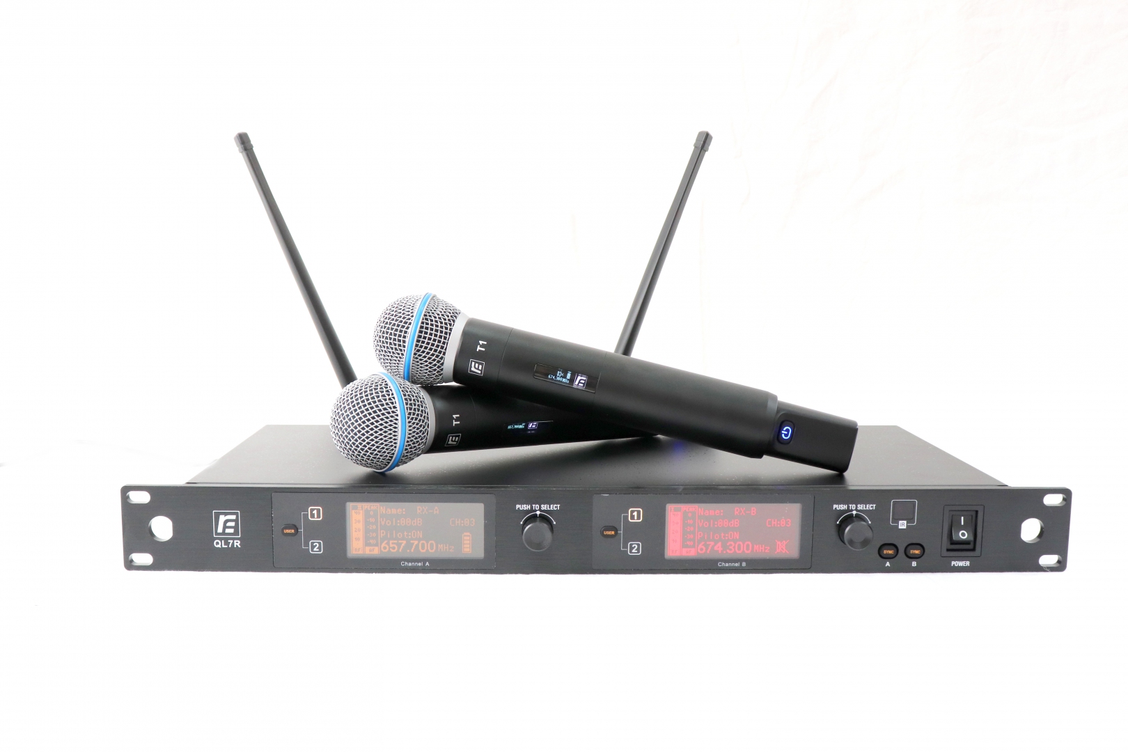 RFIntell QL7R/T1-B 720,500-754,000 МГц 2-канальная радиосистема с 2-мя ручными микрофонами в Комсомольске-на-Амуре