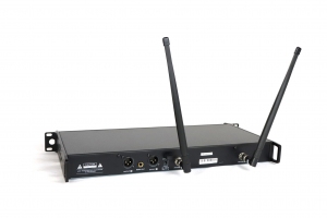 RFIntell QL7R/T1-B 720,500-754,000 МГц 2-канальная радиосистема с 2-мя ручными микрофонами в Комсомольске-на-Амуре